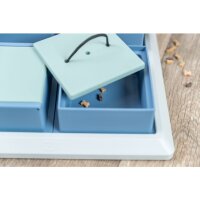 Trixie Dog Activity Poker Box, 31×10×31 cm, alte Version dunkelblau